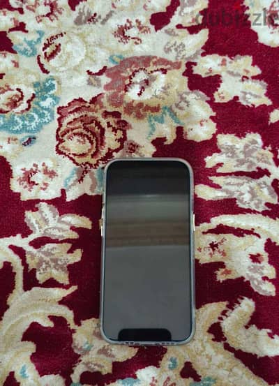 آبل - آيفون 13 خطين