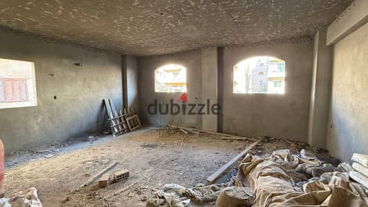شقة بيع 220م نصف تشطيب – الحي الـ16، المجاورة الثانية، الشيخ زايد