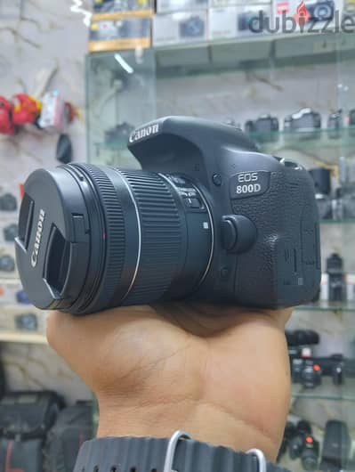 Canon 800D