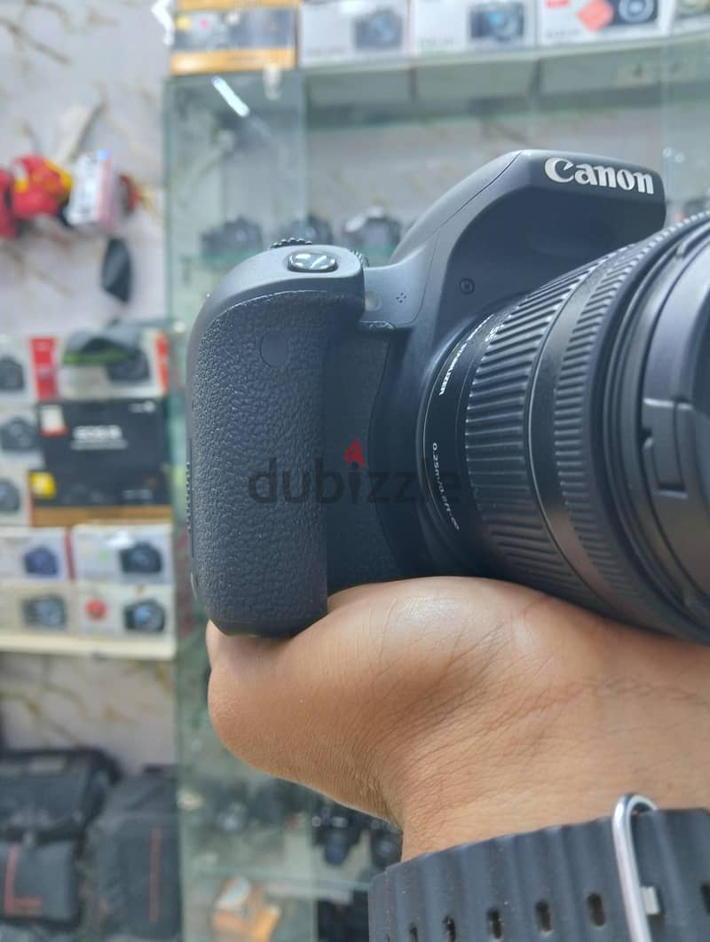 Canon 800D 1