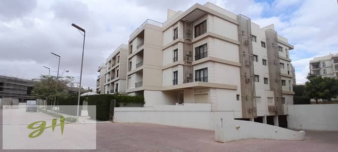 147 SQM Fully Finished Apartment for Sale in Fifth Square by Al Marasem | 3 Bedrooms | Kitchen Included | Parking Slot | Maintenance Paid