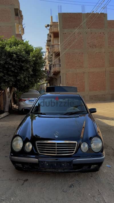 مرسيدس بنز اي 200 2001