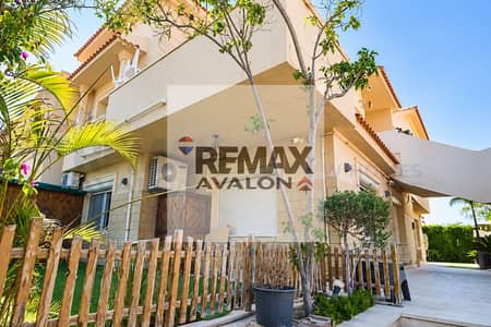 Villa Quattro for sale 370 m (Alex West)