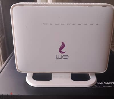 للبيع راوتر WE Huawei VDSL موديل DG8045