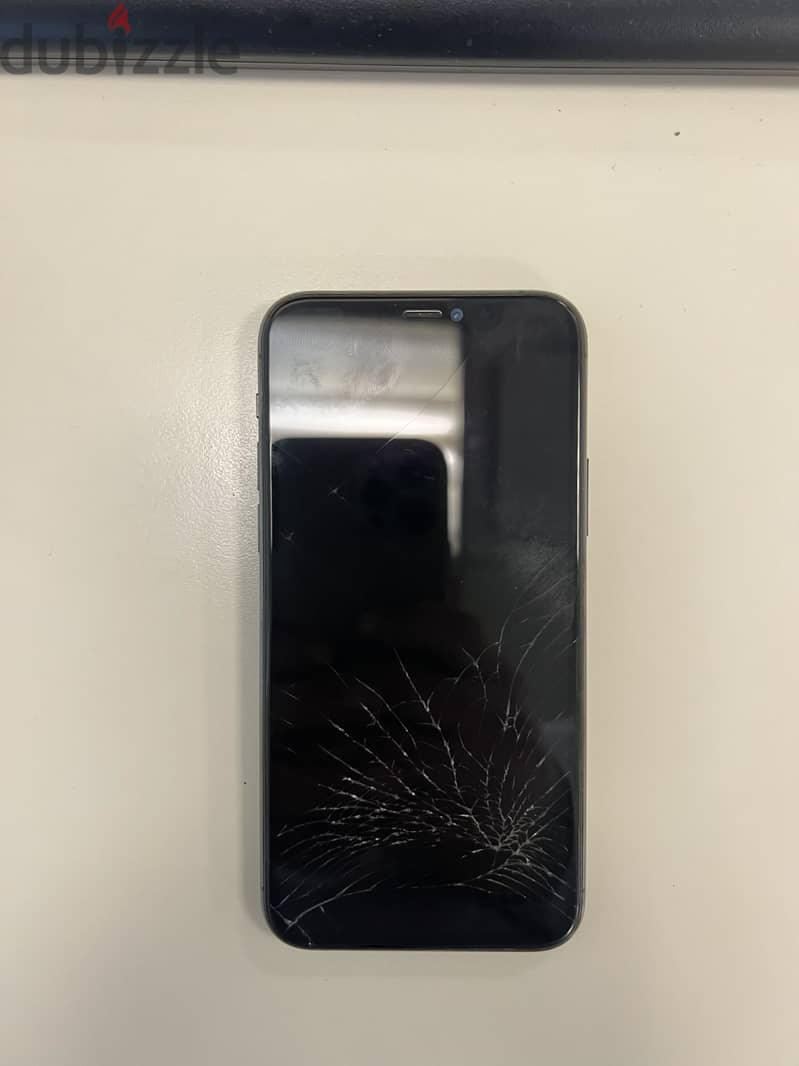 Apple - iPhone 11 Pro 3