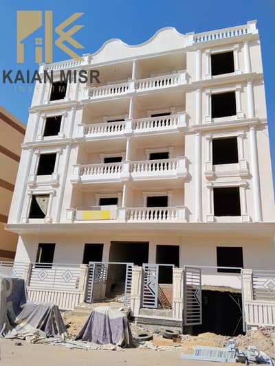 Ground-floor apartment 185 m + 55 m front view garden in the most upscale areas of the building in El Shorouk city with a distinctive location next to the services and main roads Ground-floor apartment 185 m + 55 m front view garden in the most upscale areas of the building in El Shorouk city with a distinctive location next to the services and main roads