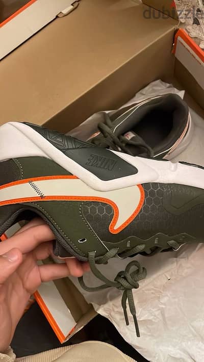 NIKE LEGEND ESSENTIAL