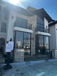 For sale a fully finished villa ready for immediate delivery in the gathering in front of Mountain View behind the American University. A price that will not be repeated again in the best location in the Fifth Settlement VILLA FOR SALE