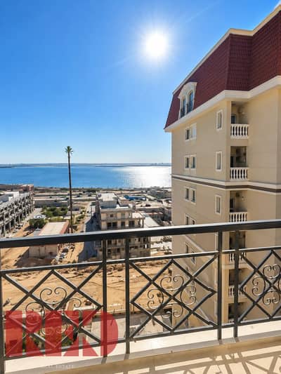  A Prime Opportunity to Own Your Home in Sawary – !  With a down payment of only EGP 8,700,000, own a distinctive 184m² apartment