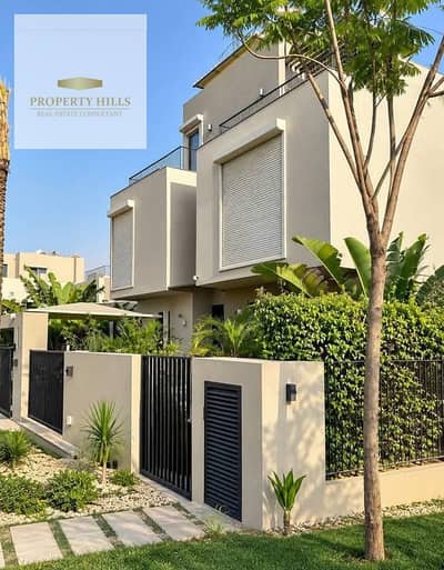 Modern Townhouse Prime location for sale in new Heliopolis new Cairo landscape view down payment 4% with 15 years equal installments