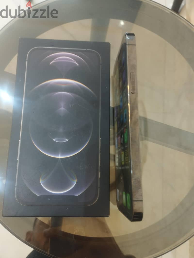 i phone 12 pro 4