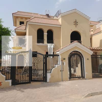 اخر فيلا vip للبيع استلام فوري باقل سعر جاهز للمعاينة على طريق السويس مباشره