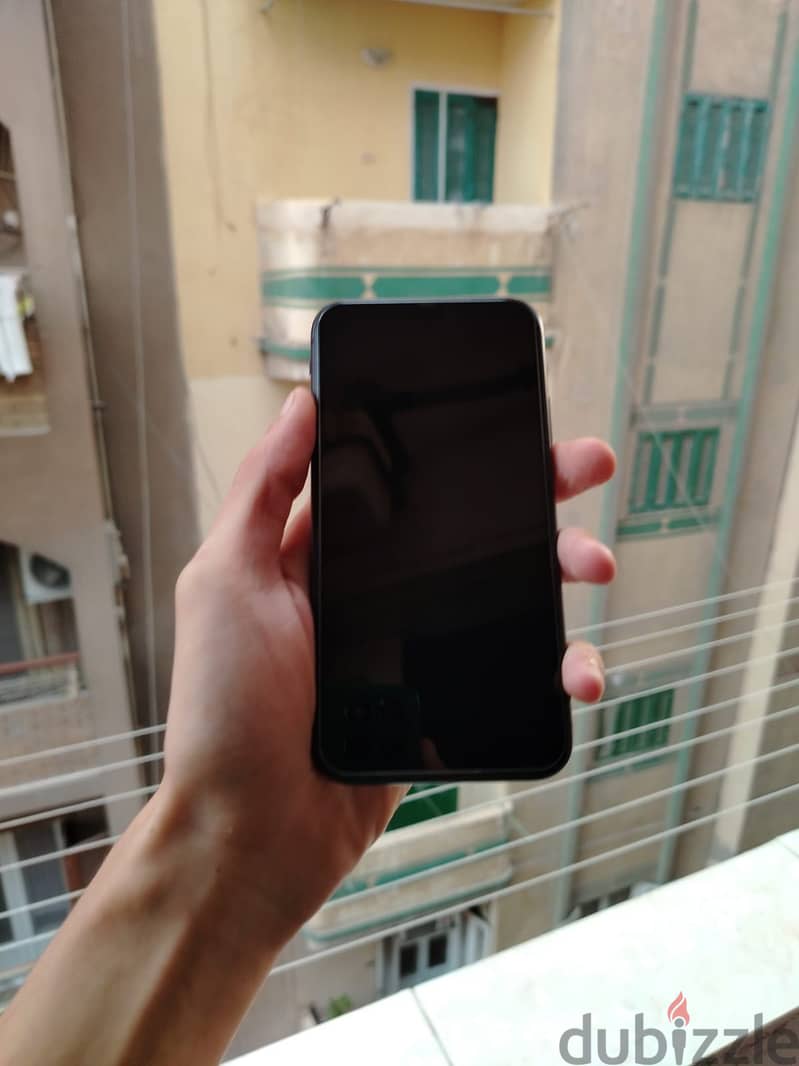 Apple - iPhone 11 1