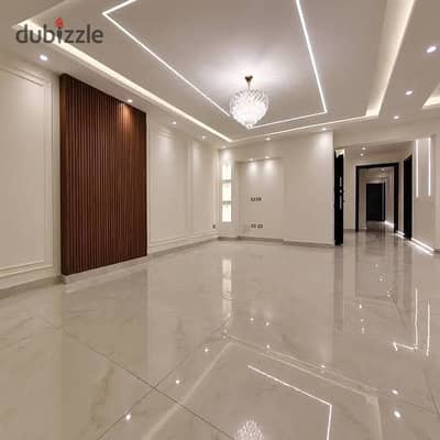 شقه بتشطيب خاص فندقى فاخر ٣٠٠ متر عماره جديده موقع مميز بهليوبلس حصه ف حراج