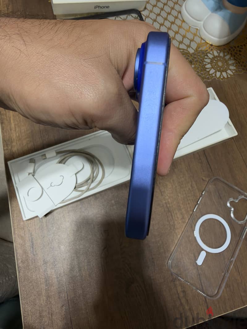 Apple - iPhone 16 Plus 1