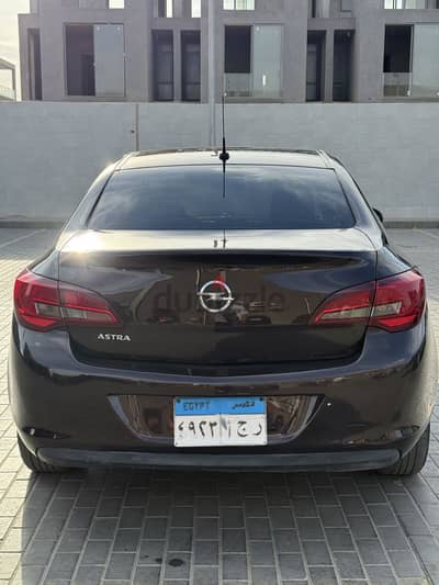 Opel Astra 2016