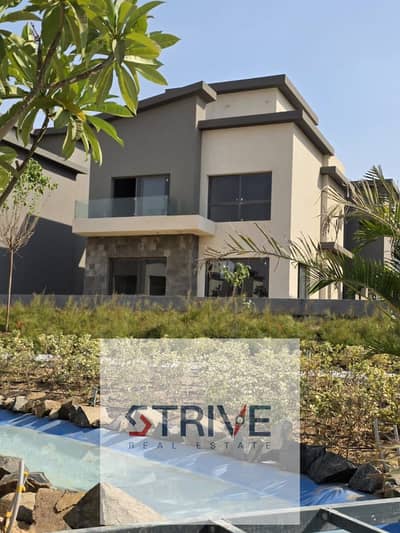 Apartment for sale with a 2.5% down payment in The Crest Compound 5th Settlement - next to Hyde Park