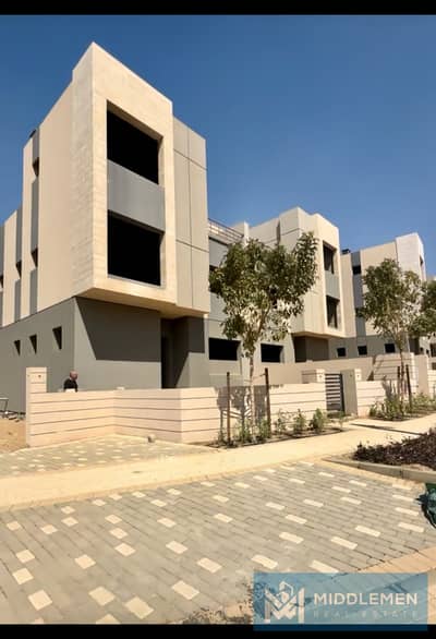 توين هاوس 306م بجاردن استلام فوري في هاب تاون المستقبل سيتي  Hap Town Almostakbal City
