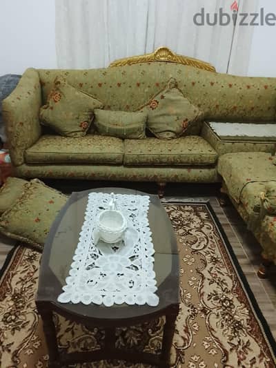 انتريه ركنة راقي جدا خشب زان انتريه ركنه راقي جدا كالجديد خشب زان احمر