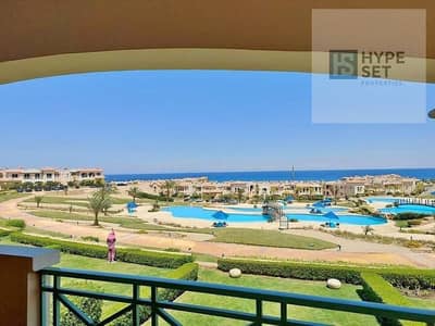 A fully finished, 3-bed "double view" chalet in La Vista 6 (Zafarana Road) close to major landmarks with an 800,000 down payment & flexible inst plan