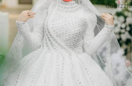 فستان زفاف