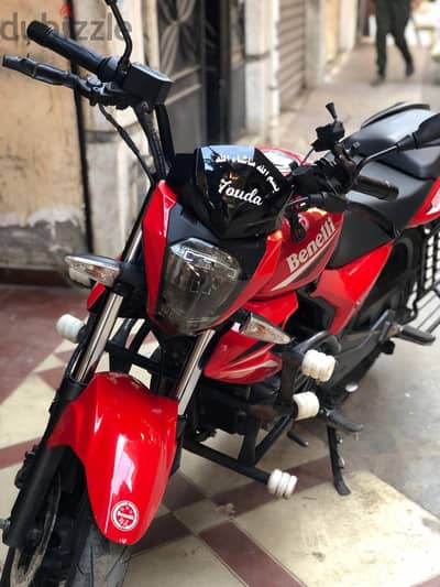 بينلي vlr 200 سبورت
