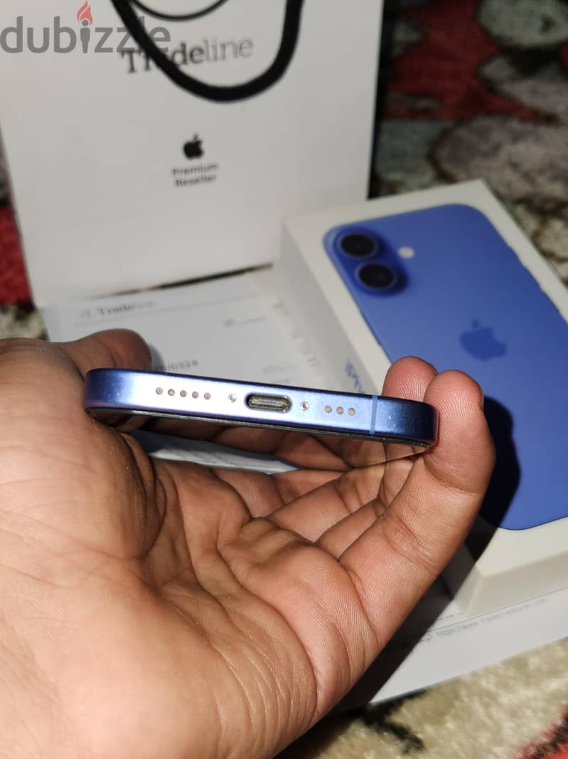 iPhone 16 3