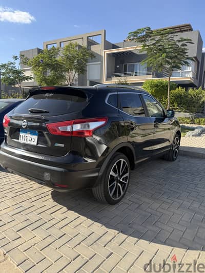 نيسان قشقاي ٢٠١٧ بحالة جيدة جداً