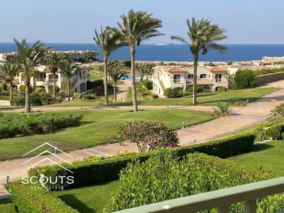 شالية 3 غرف للبيع بفيو كامل علي البحر و Pool متشطب بالكامل اقل سعر في العين السخة فى قرية لافيستا 6 La Vista 6, Ain Sokhna دور اول بالقرب من بورتو