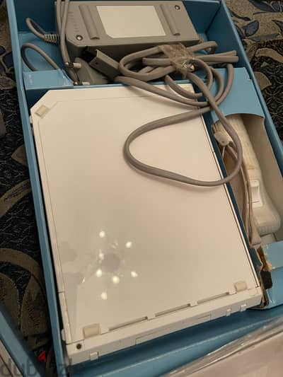 جهاز Wii. مستعمل مره واحده