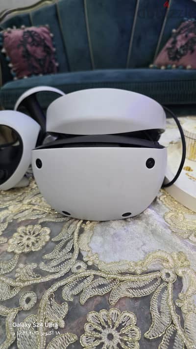 vr2 شبه جديد