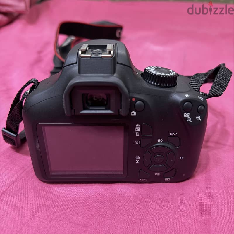 Canon EOS 4000D 3