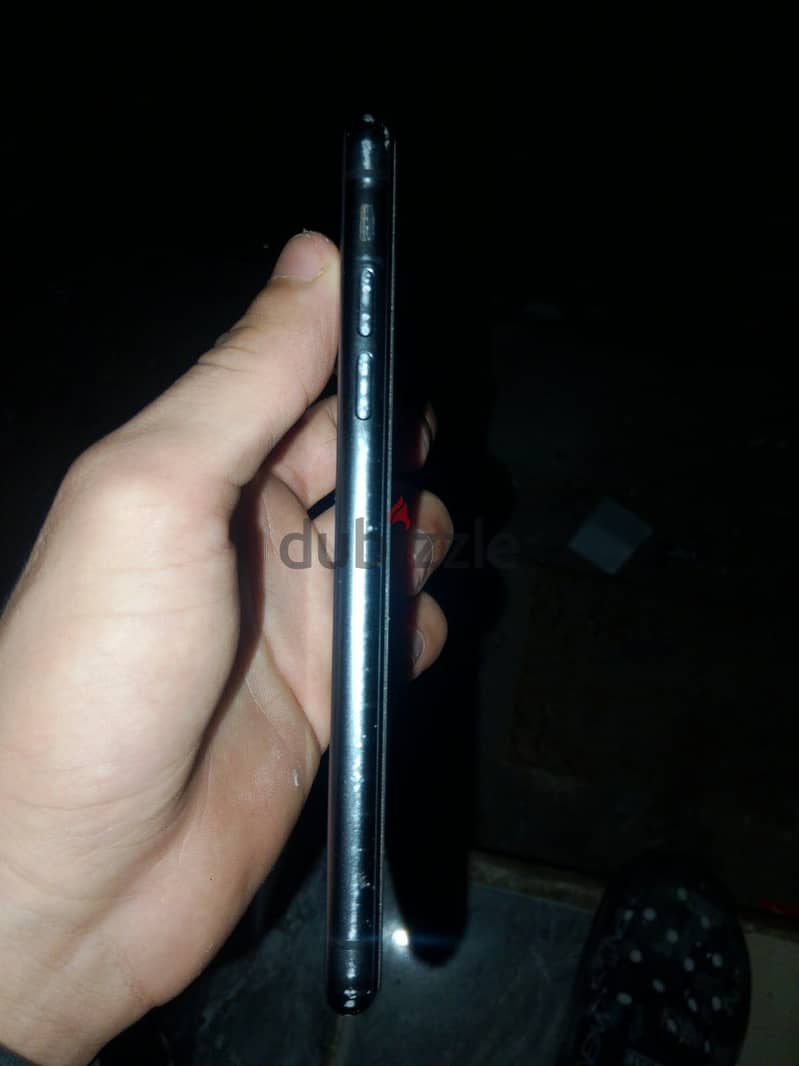 Apple - iPhone 11 4
