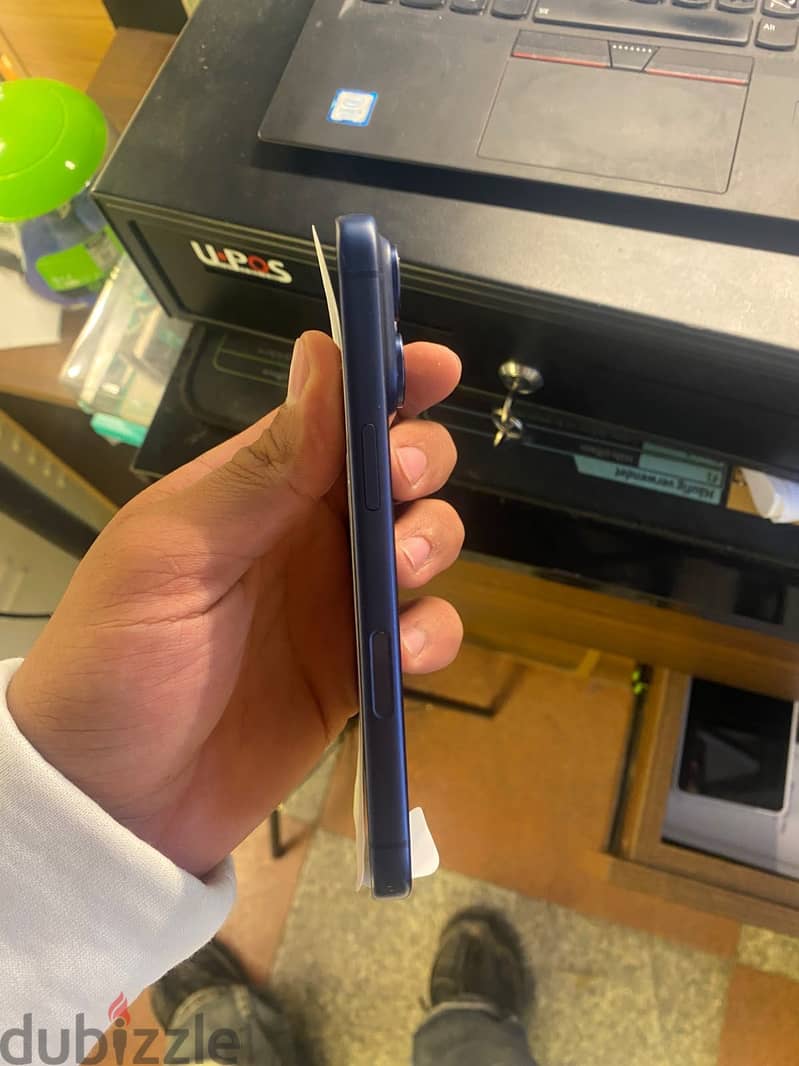 Apple - iPhone 17 Pro 3