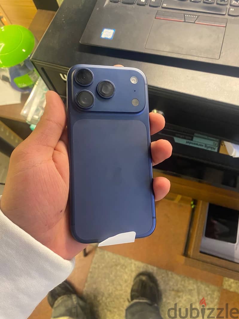 Apple - iPhone 17 Pro 6