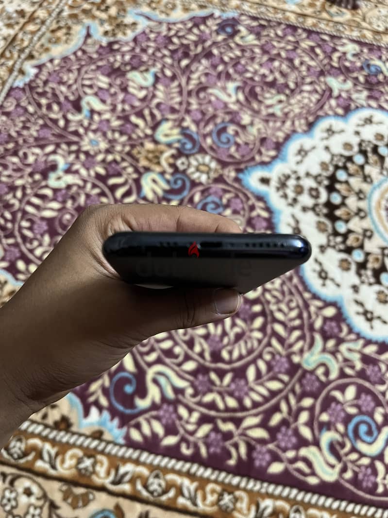 Apple - iPhone 11 Pro 4