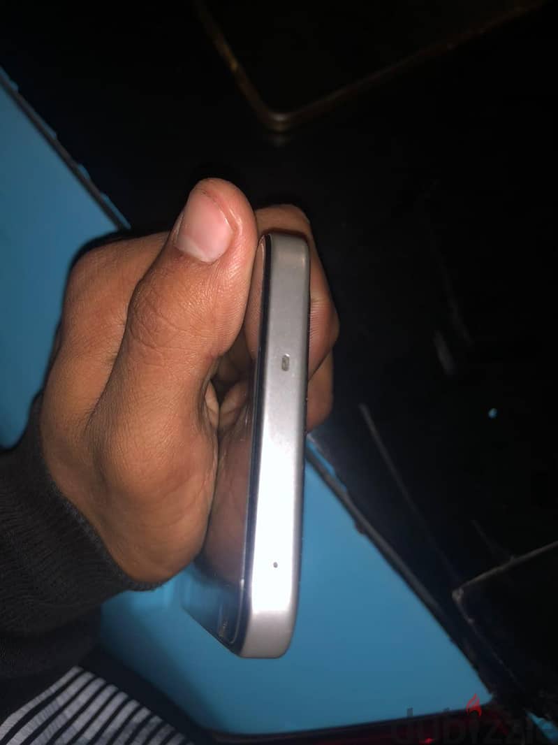 Realme 16 1