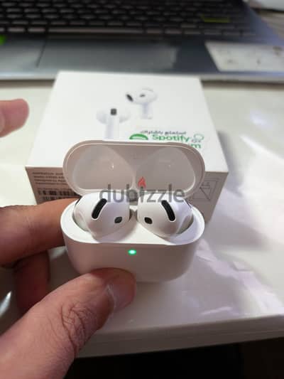 AirPods 4 with ANC
