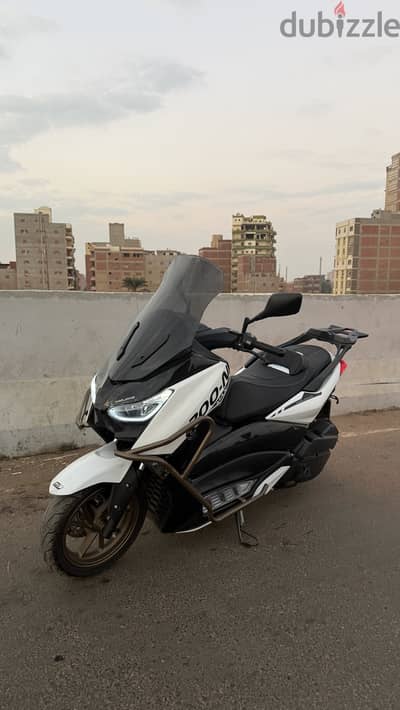 اسكوتر n max