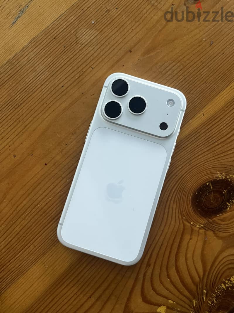 Apple - iPhone 17 Pro 1