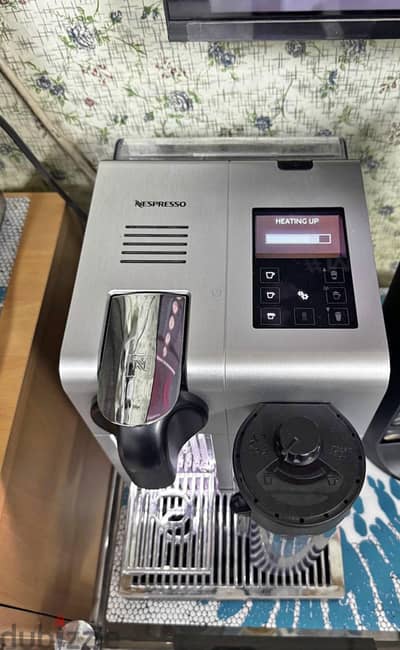 Nespresso Lattissima Pro