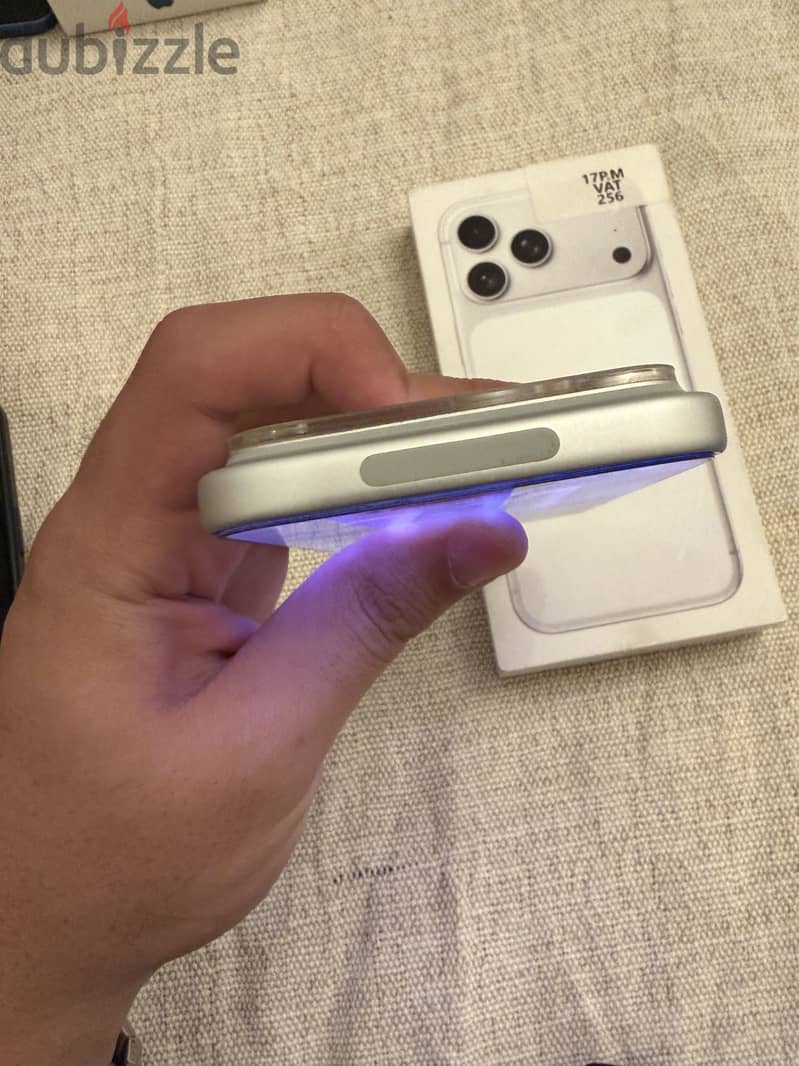 Apple - iPhone 17 Pro Max 1
