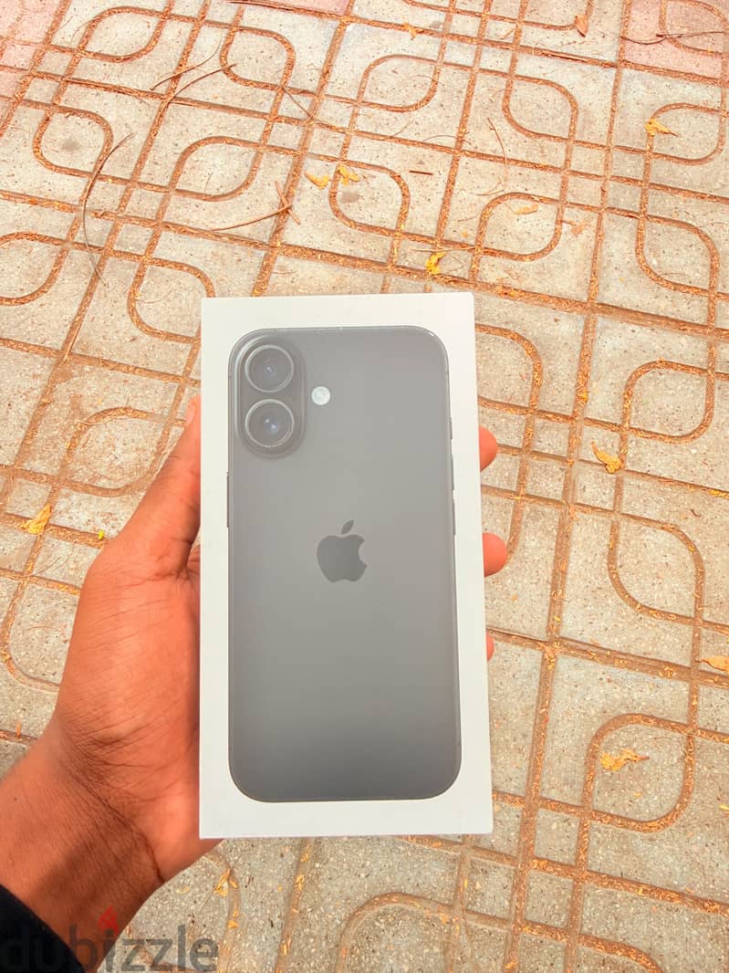 Apple - iPhone 16 4