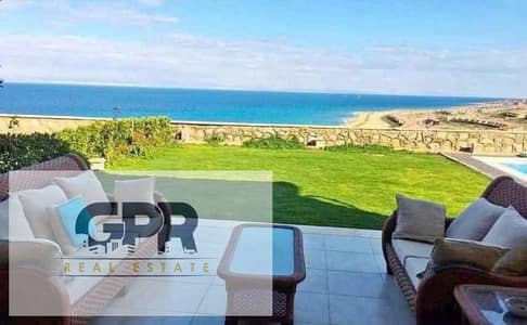 شاليه للبيع فوري متشطب بالكامل بالتكييفات دابل فيو ع البحر والاجون ب ( Dose ) رأس الحكمة الساحل الشمالي ( اكام الراجحي )  بجانب لافيستا باي و واتر واي