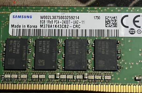 رامات ٨ جيجا ddr4 باس ٢٤٠٠