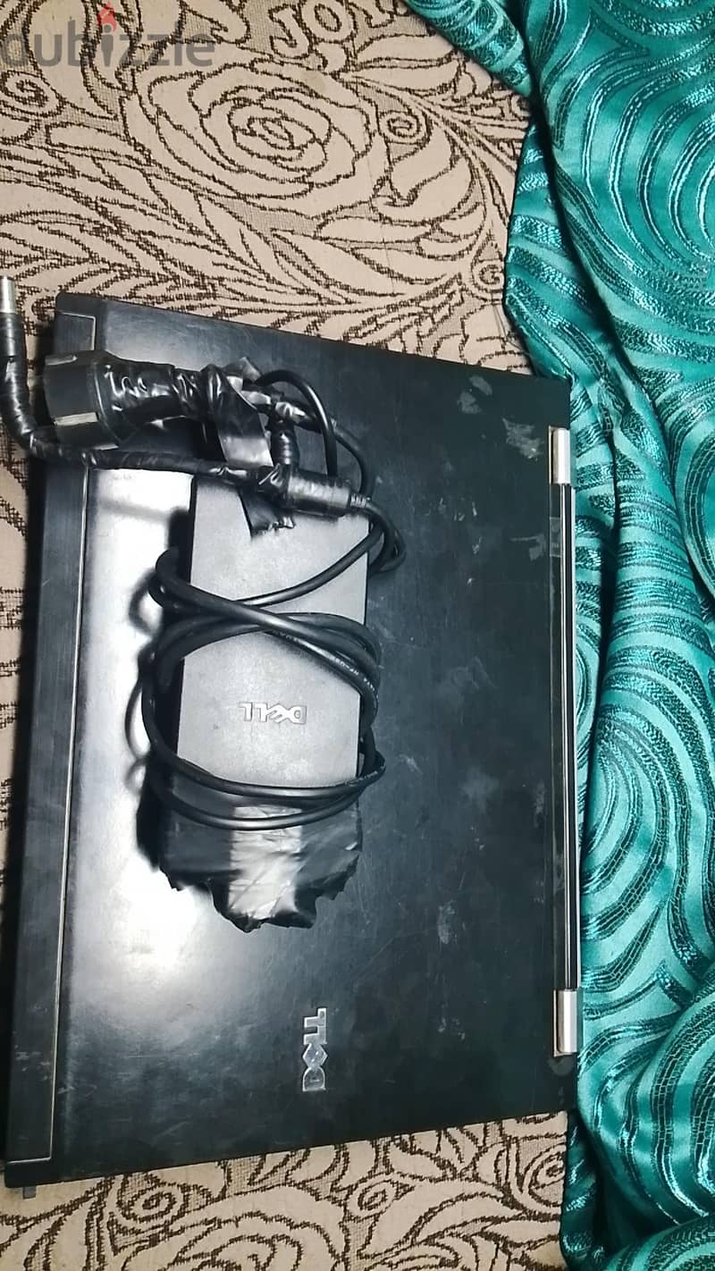 Latitude E6400 1