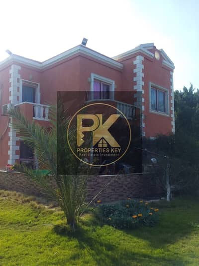 فرصه  عظيمه فيلا بمزرعه  طريق مصر إسكندرية الصحراوي
