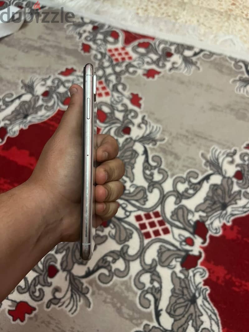 Apple - iPhone XS Max 6