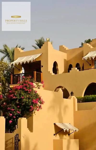 فيلا للبيع بسعر مميز في الجونه علي المارينا دايركت بڤيو علي اللاجون بجوار الداون تاون و Abu Tig Marina و مركز المؤتمرات والثقافة