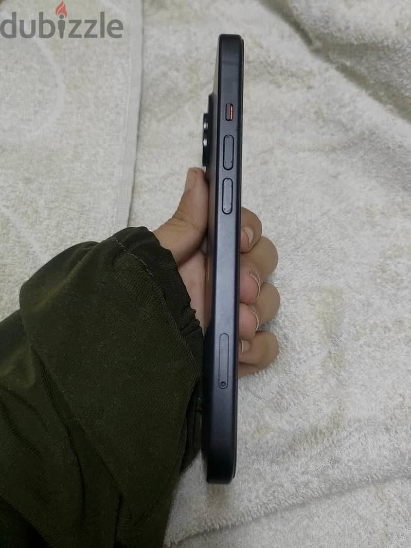Apple - iPhone 15 3